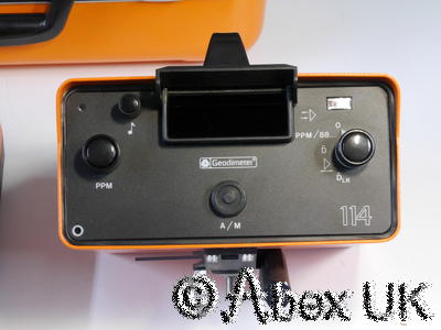 Geodimeter 114 Laser Rangefinder with Manual and Carry Case