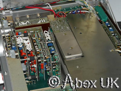 Vintage Nagra IV-SJ Reel-Reel Recorder with Accessories Made in Switzerland (2)