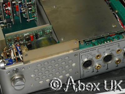 Vintage Nagra IV-SJ Reel-Reel Recorder with Accessories Made in Switzerland (2)