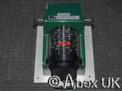 Flann Microwave 2211 WG22 / WR28 Rotary Vane Attenuator 26.5 - 40GHz (5)
