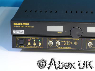 Melles Griot 17PCW002 Piezoelectric Controller X-Y-Z Nano Positioner (1/2)