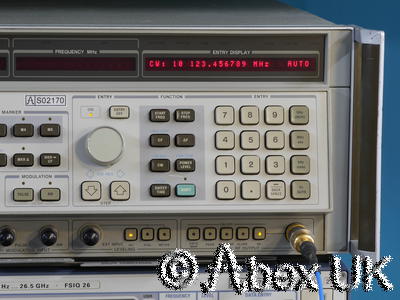 HP (Agilent) 8340A 10MHz - 26.5GHz Synthesised Sweep Signal Generator (1)