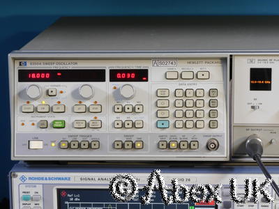 HP (Agilent) 8350A & 86290C 2-18.6GHz Sweep Signal Generator (5)