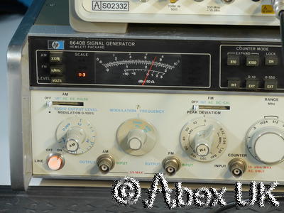 HP (Agilent) 8640B 1024MHz AM/FM Signal Generator (2)