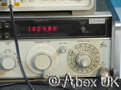 HP (Agilent) 8640B 1024MHz AM/FM Signal Generator (2)