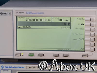 Agilent (HP) E4438C 4GHz ESG AM/FM/PM/Pulse CDMA Vector Signal Generator Agilent (HP) E4438C 4GHz ESG AM/FM/PM/Pulse CDMA Vector Signal Generator