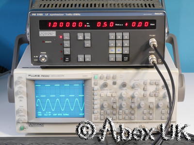 Philips PM5190 LF Synthesiser Signal Generator 1mHz to 2MHz (2)