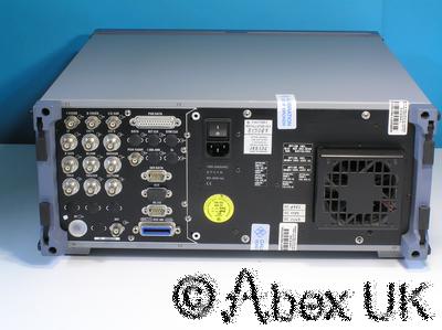 Rohde & Schwarz SMIQ03B-B60 3.3GHz Vector Signal Generator ARB AWG B1 B11 B12 +