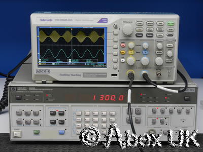 Tektronix TBS1052B-EDU Portable Digital Oscilloscope 50MHz 1GS/s (4)