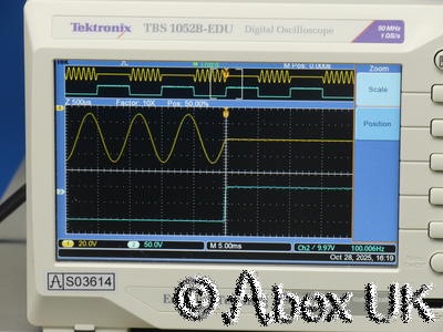 Tektronix TBS1052B-EDU Portable Digital Oscilloscope 50MHz 1GS/s (4)