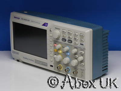 Tektronix TBS1052B-EDU Portable Digital Oscilloscope 50MHz 1GS/s (1)