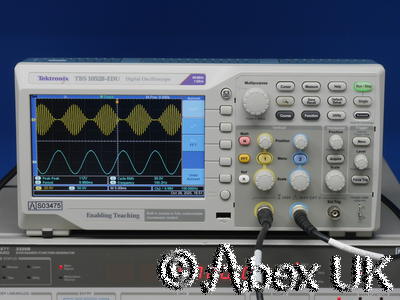 Tektronix TBS1052B-EDU Portable Digital Oscilloscope 50MHz 1GS/s (7)