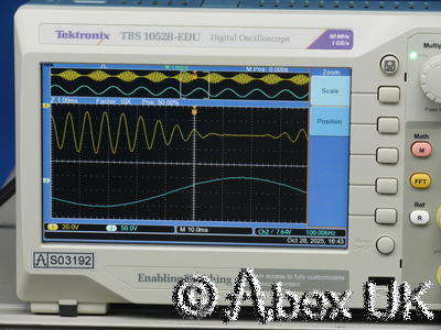 Tektronix TBS1052B-EDU Portable Digital Oscilloscope 50MHz 1GS/s (8)