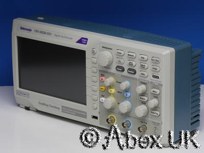 Tektronix TBS1052B-EDU Portable Digital Oscilloscope 50MHz 1GS/s (3)