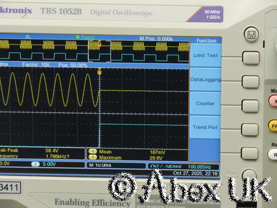 Tektronix TBS1052B Portable Digital Oscilloscope 50MHz 1GS/s (3)