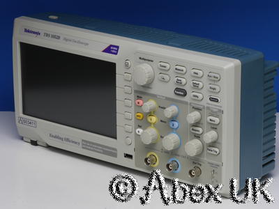 Tektronix TBS1052B Portable Digital Oscilloscope 50MHz 1GS/s (3)