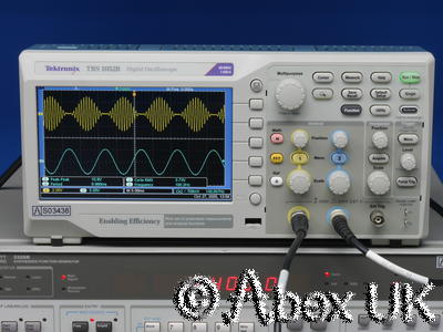 Tektronix TBS1052B Portable Digital Oscilloscope 50MHz 1GS/s (6)