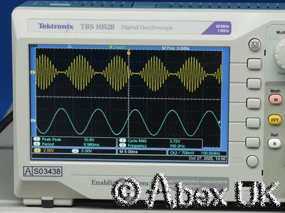 Tektronix TBS1052B Portable Digital Oscilloscope 50MHz 1GS/s (6)